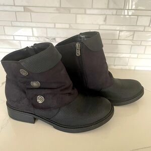 Blowfish Bootie Size 6.5 New without Box
